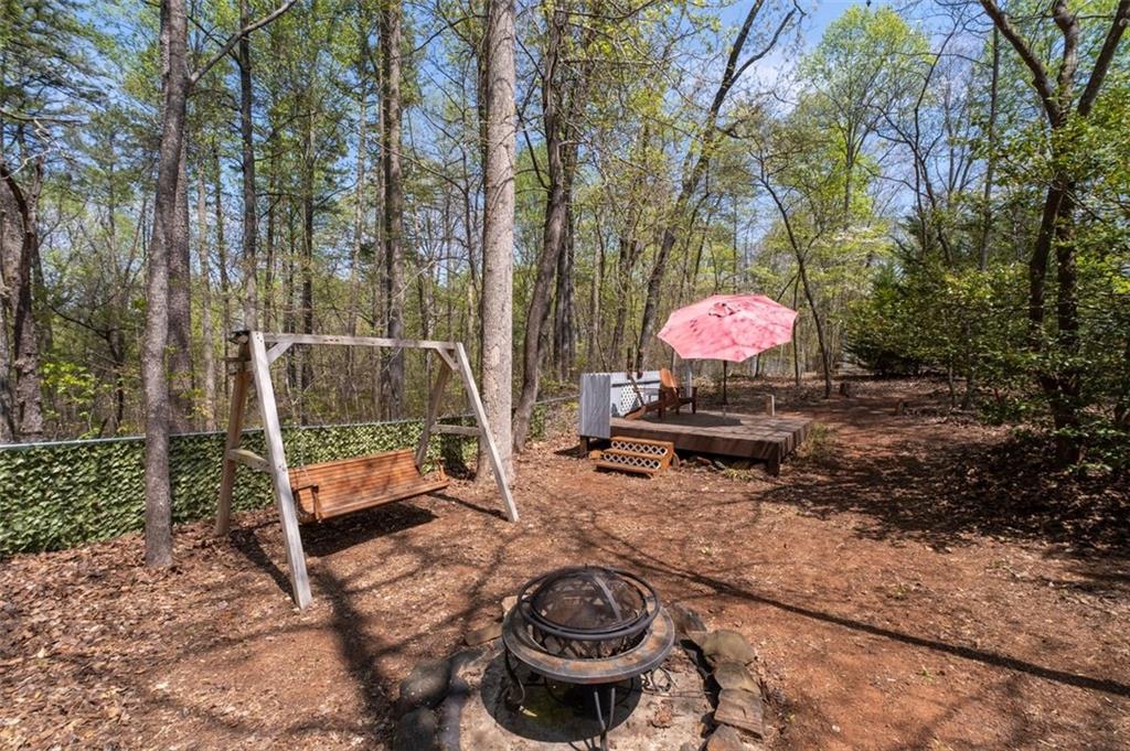2131 HIGHWAY 136 E