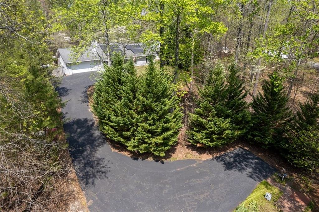 2131 HIGHWAY 136 E