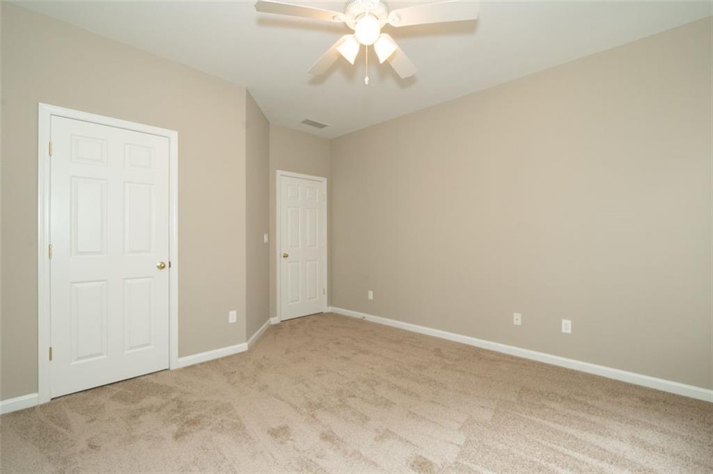 5212 HUNTINGTON CREST Lane