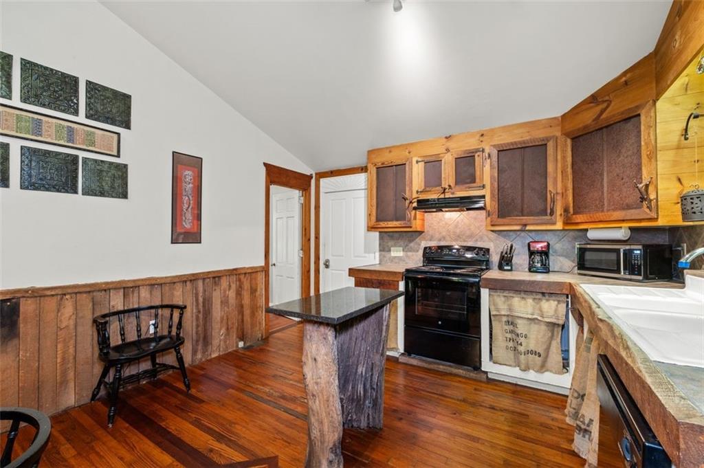1573 CHESTER Road