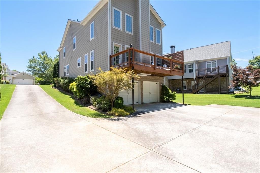 1120 LAKE STATION Court