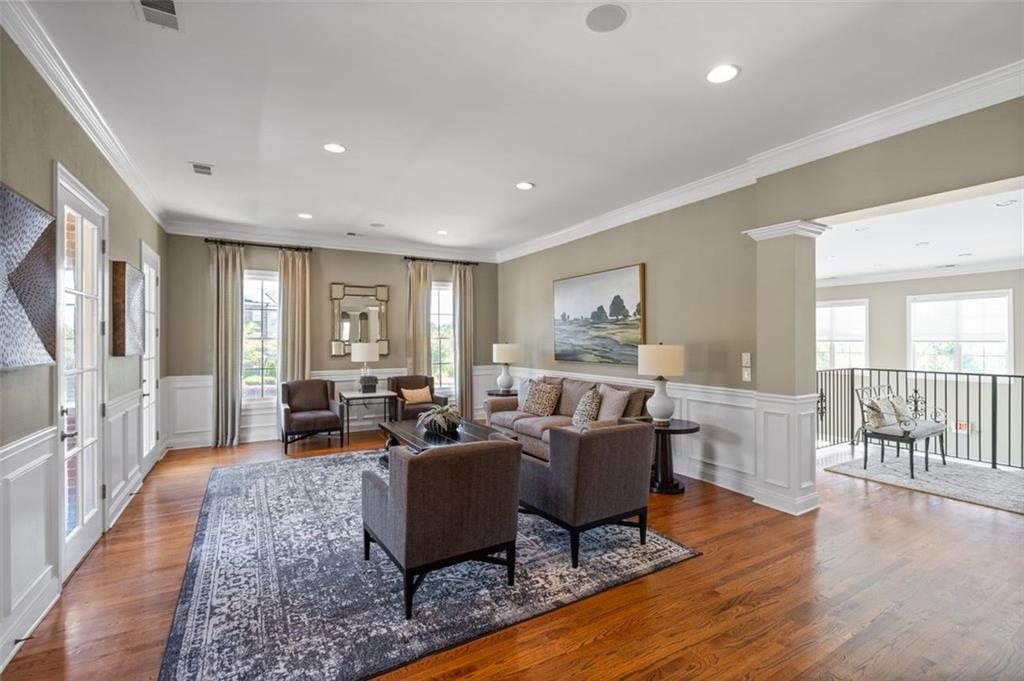 1120 LAKE STATION Court