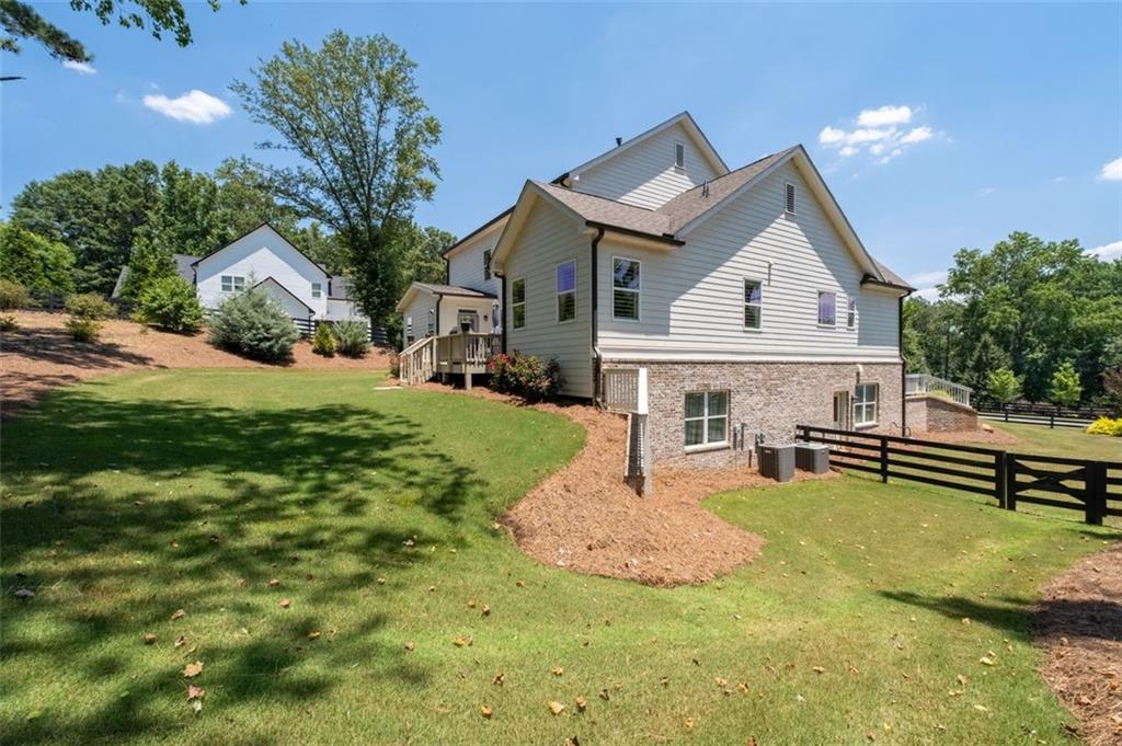 108 WHITE OAK Trail