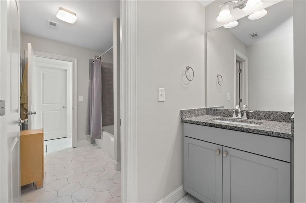108 WHITE OAK Trail