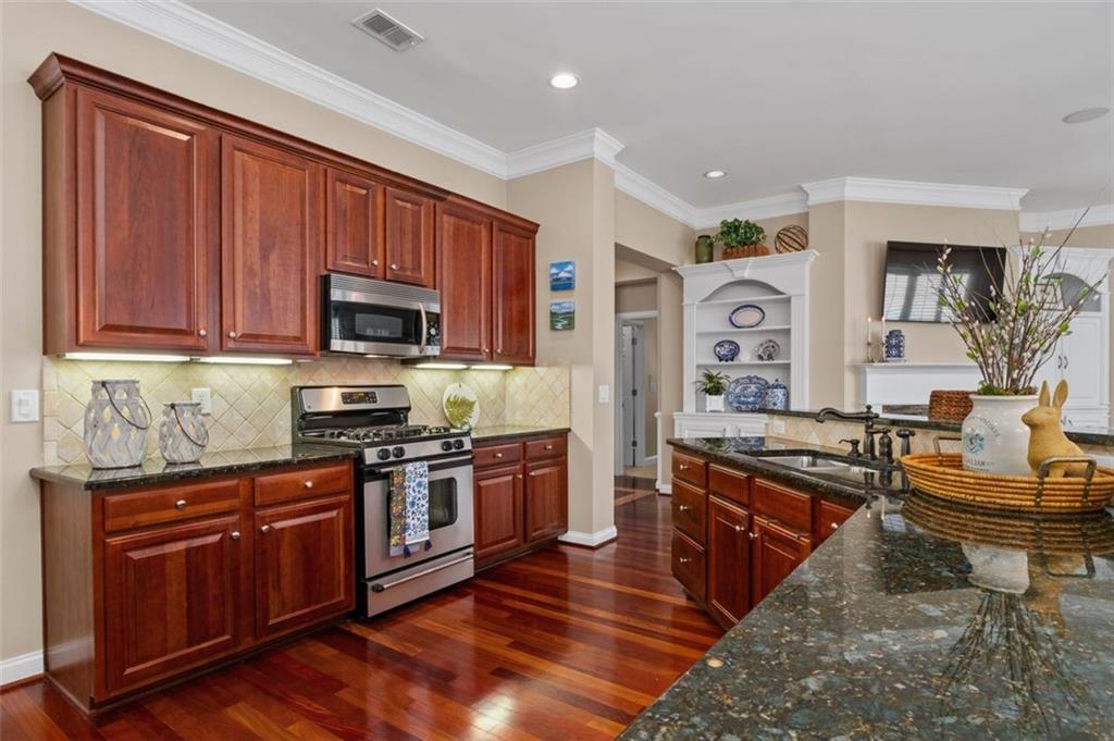6315 MANNINGTREE Court