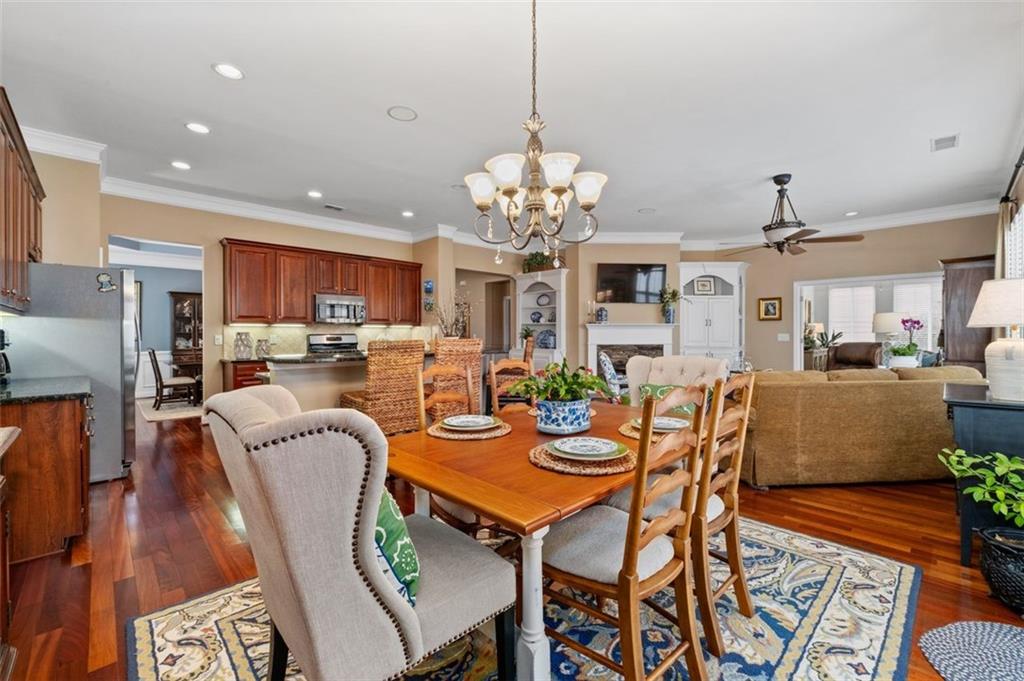 6315 MANNINGTREE Court