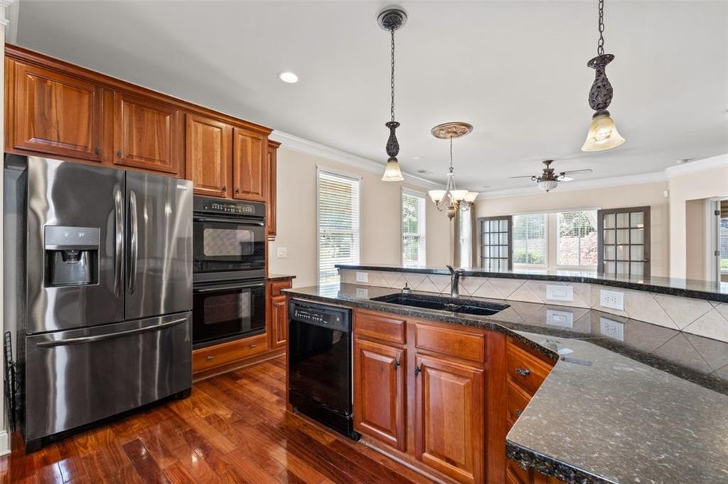 6350 MANNINGTREE Court