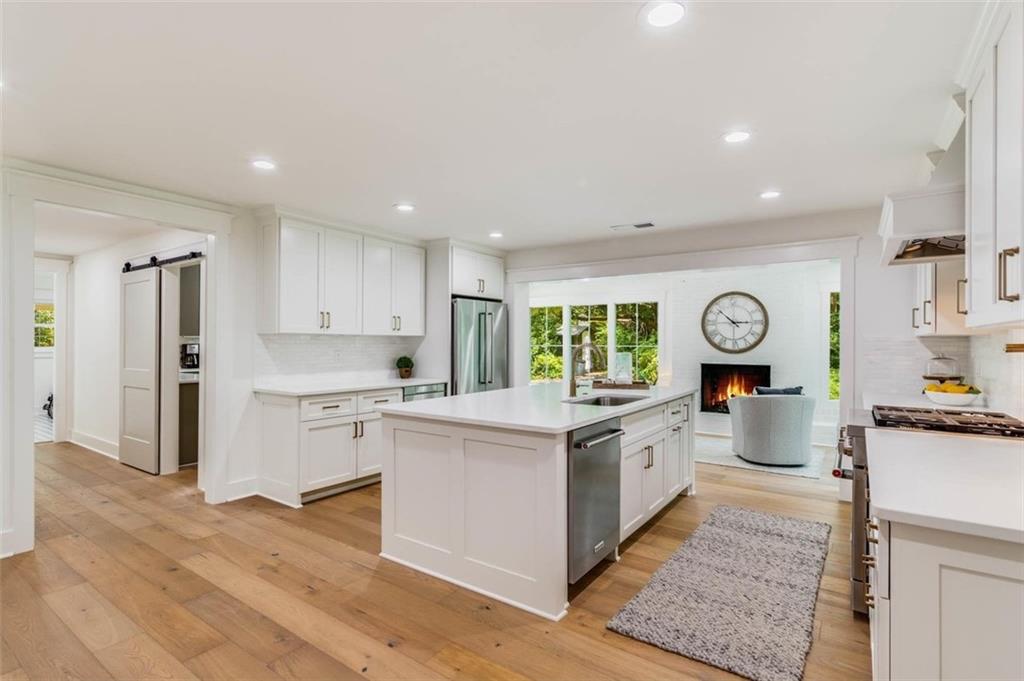 1328 Springdale Road