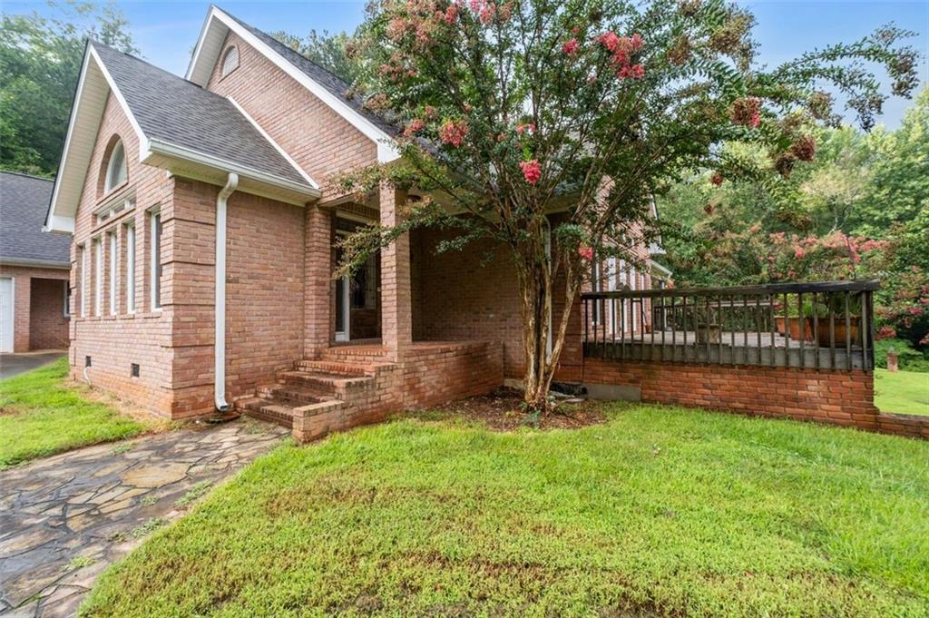 146 CANTRELL Road