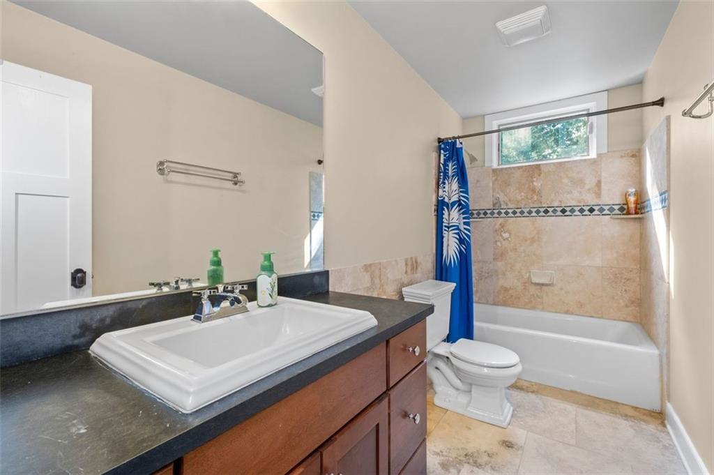 240 PROSPECTOR Way