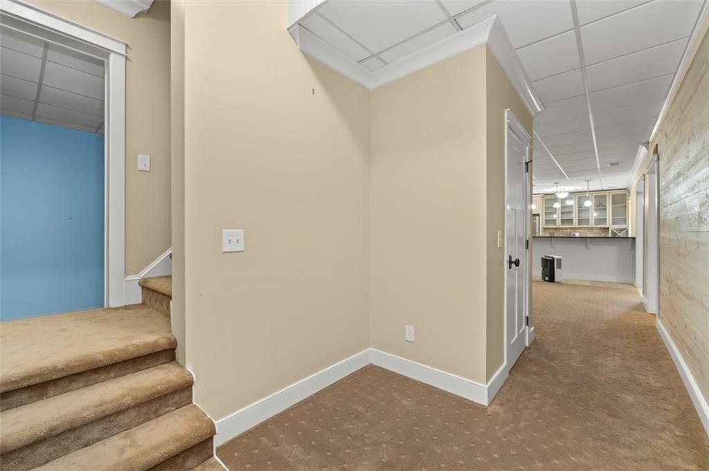240 PROSPECTOR Way