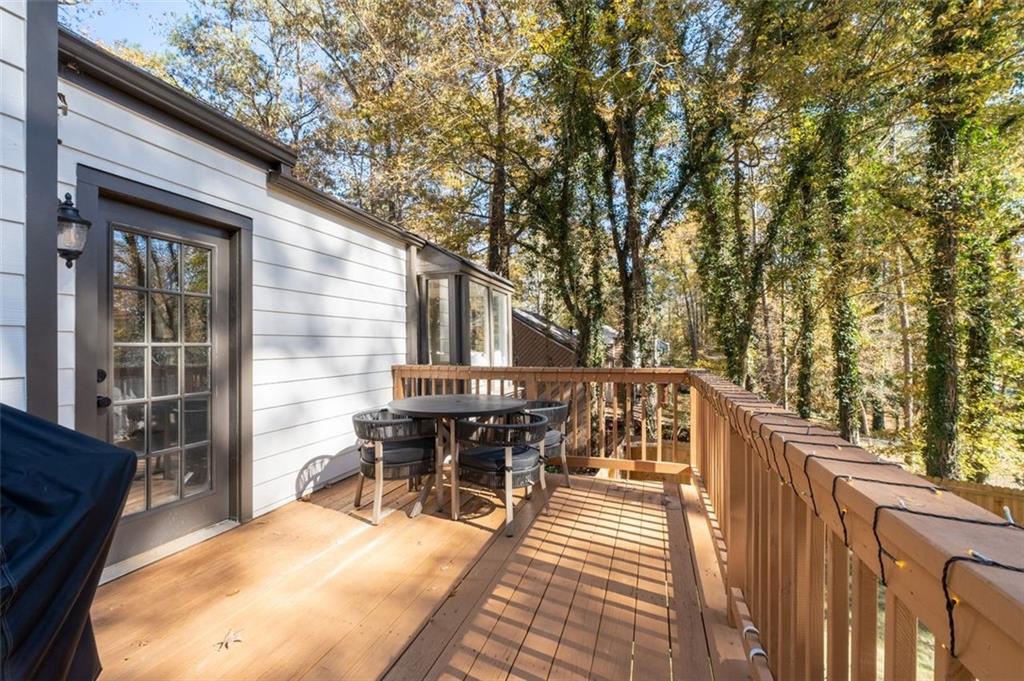 1718 CHRISTIE Drive NE