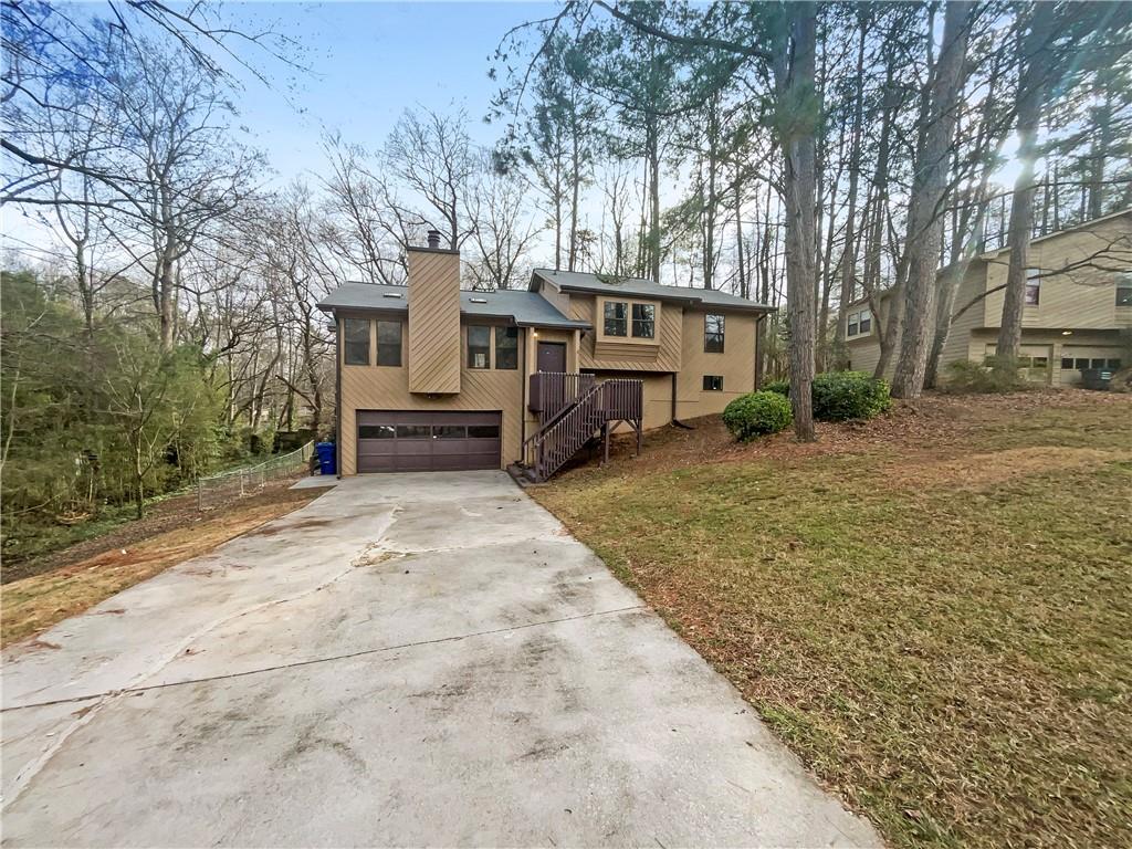 3932 Maxanne Court NW