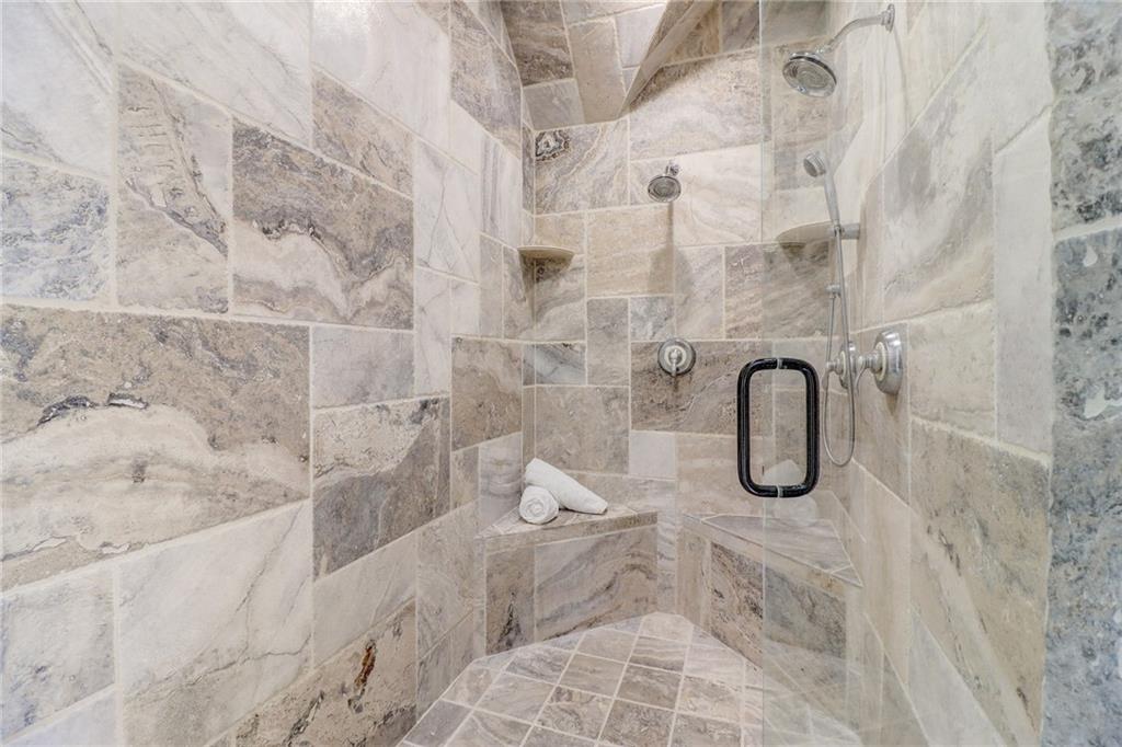 6219 Woodlake Drive