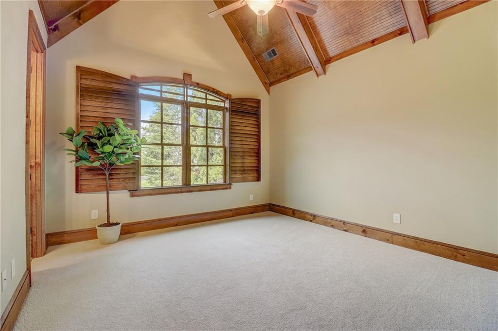 6219 Woodlake Drive