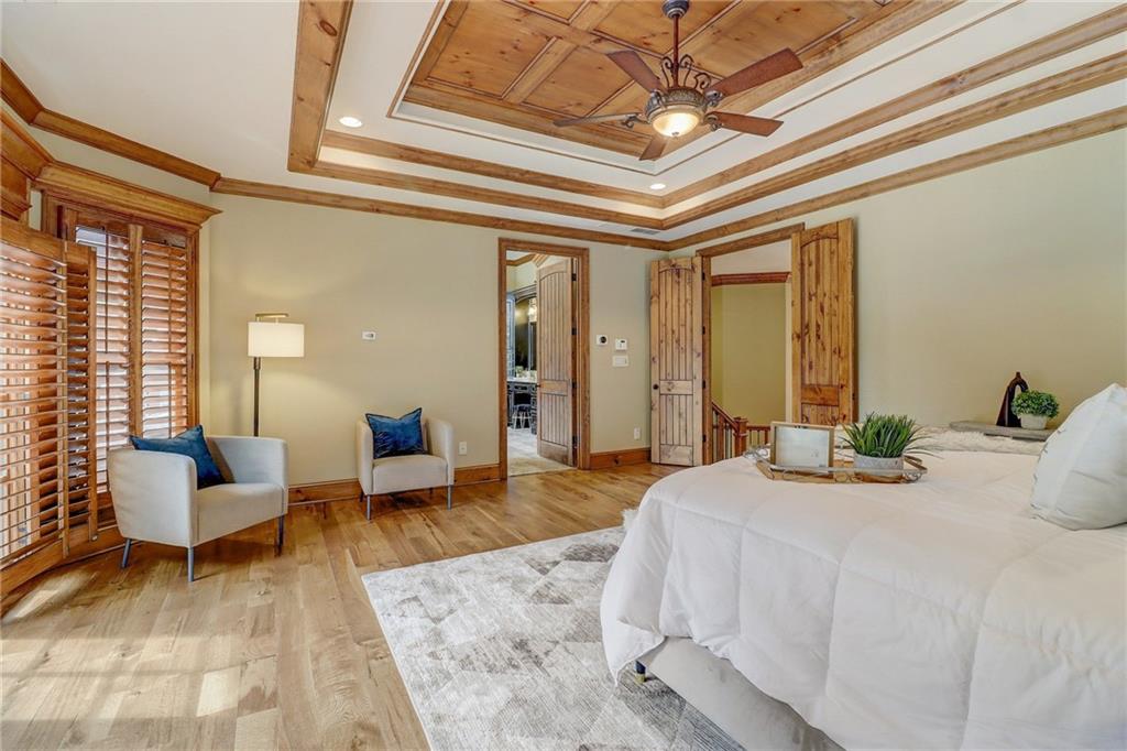 6219 Woodlake Drive