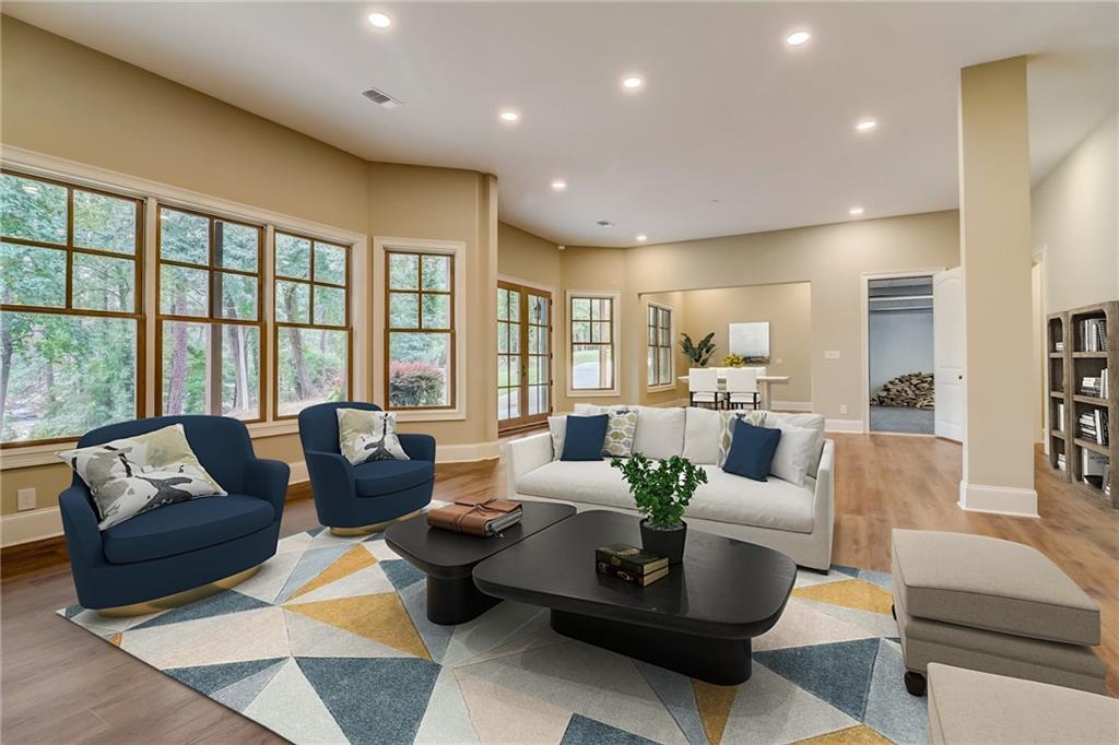 6219 Woodlake Drive