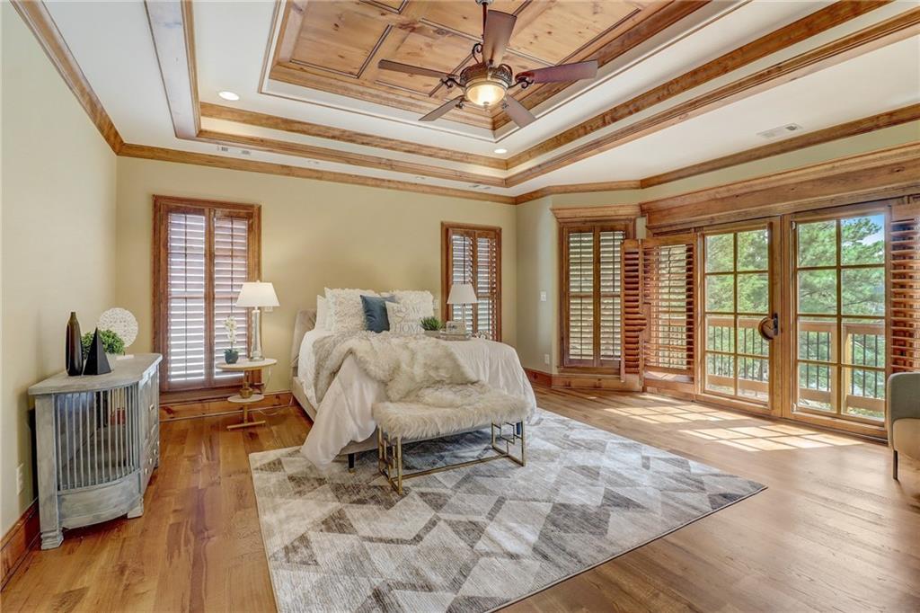 6219 Woodlake Drive