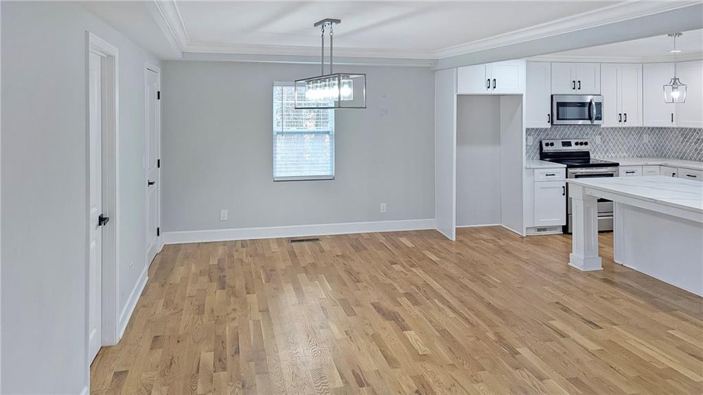 381 Brookwood Drive W