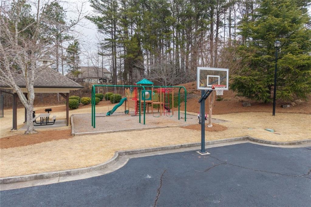 8745 Waterside Drive