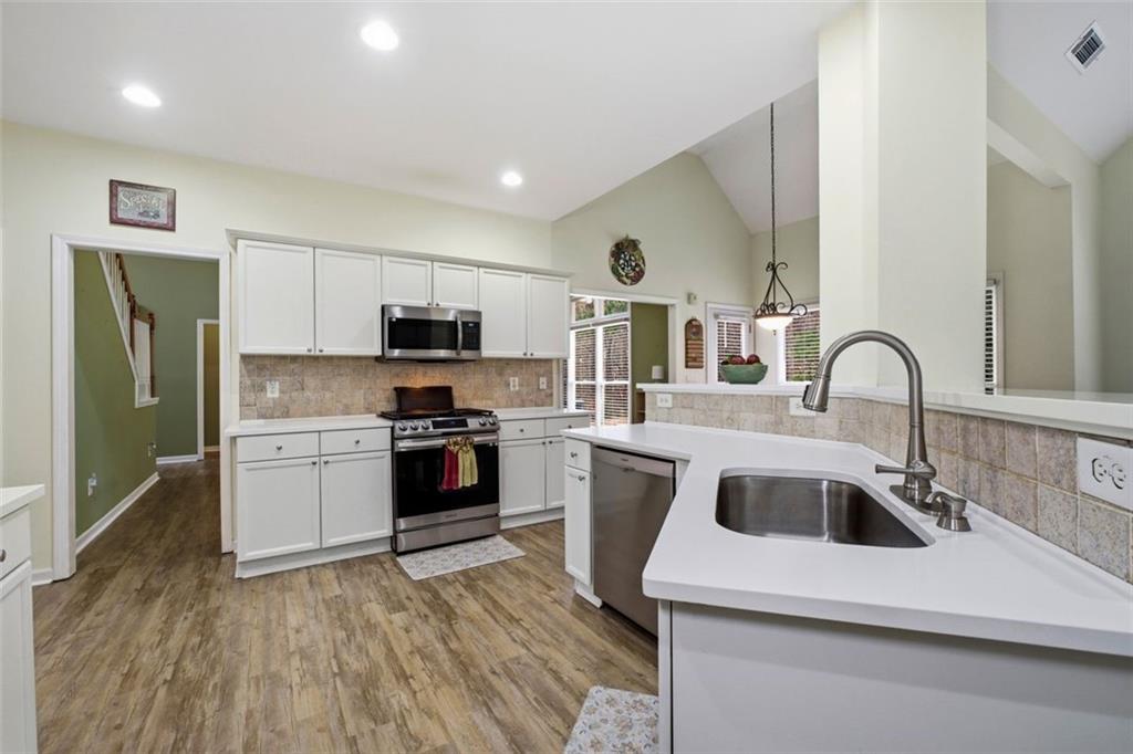 8745 Waterside Drive