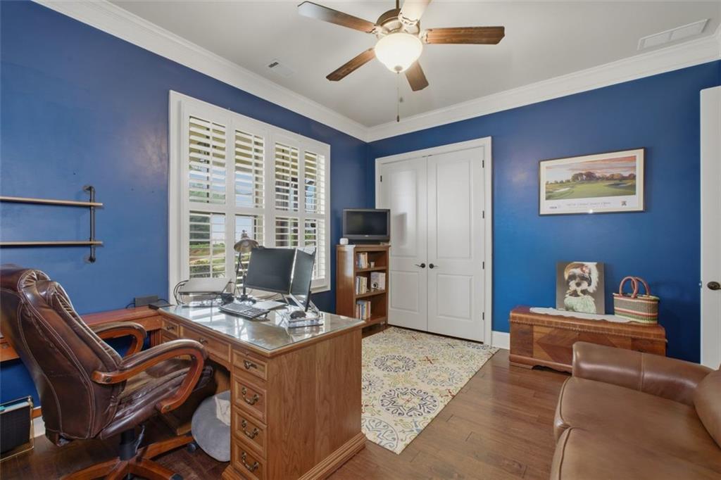 109 Laurel Canyon Trail
