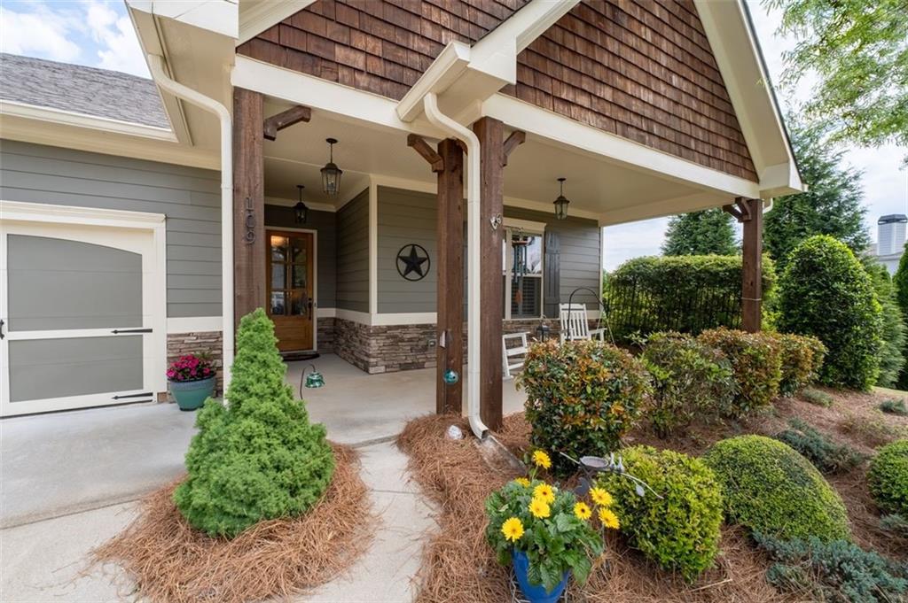 109 Laurel Canyon Trail