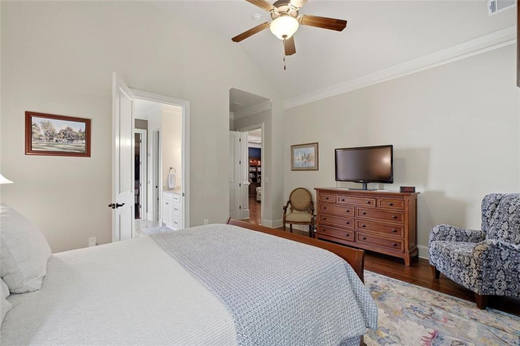 109 Laurel Canyon Trail