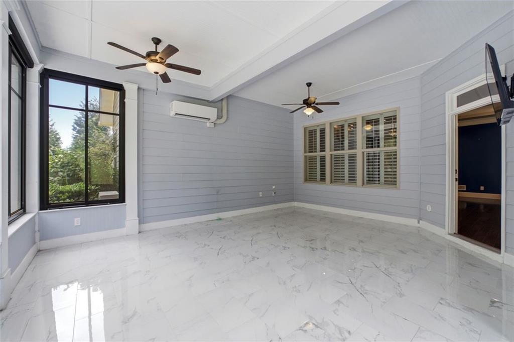 109 Laurel Canyon Trail