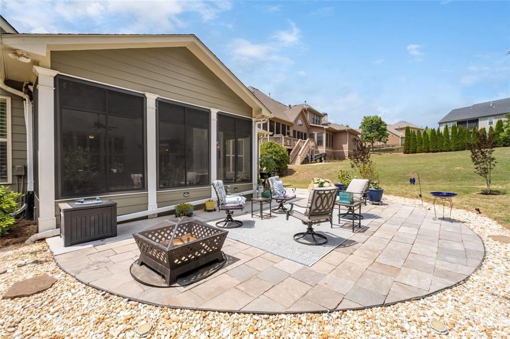 109 Laurel Canyon Trail