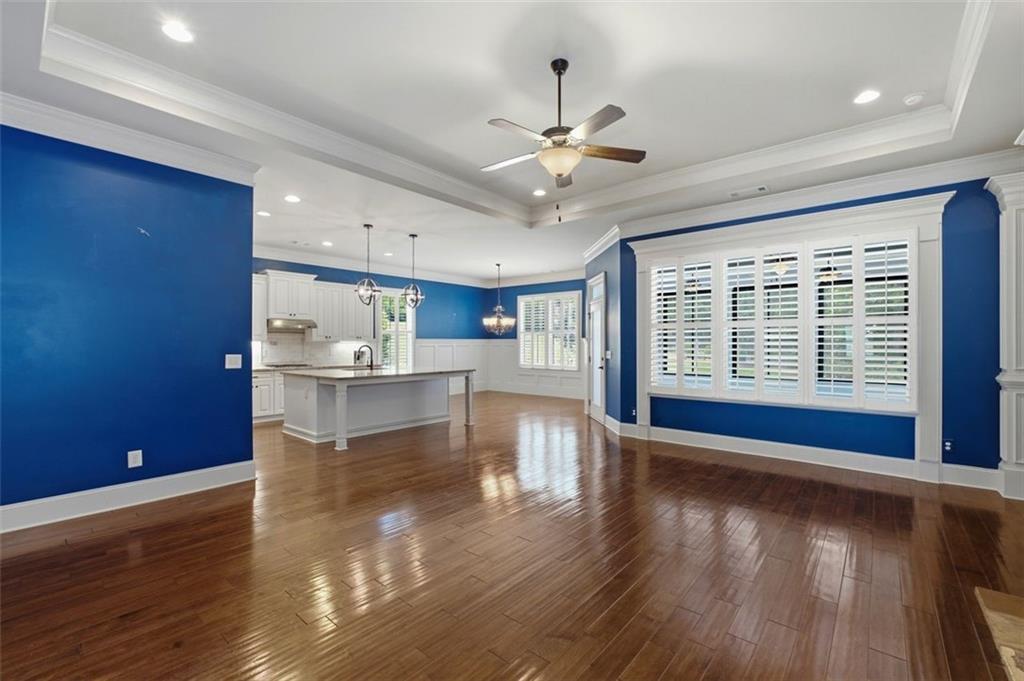109 Laurel Canyon Trail