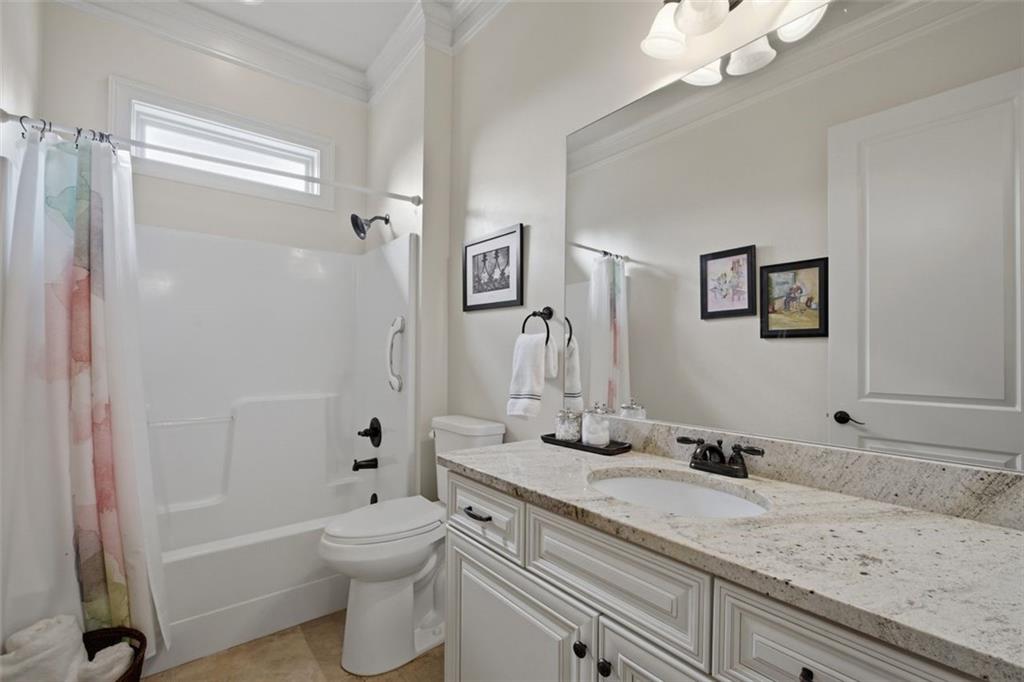 109 Laurel Canyon Trail