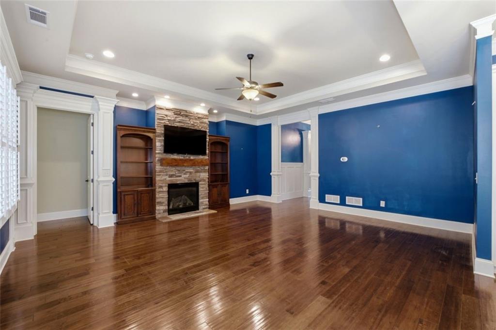 109 Laurel Canyon Trail