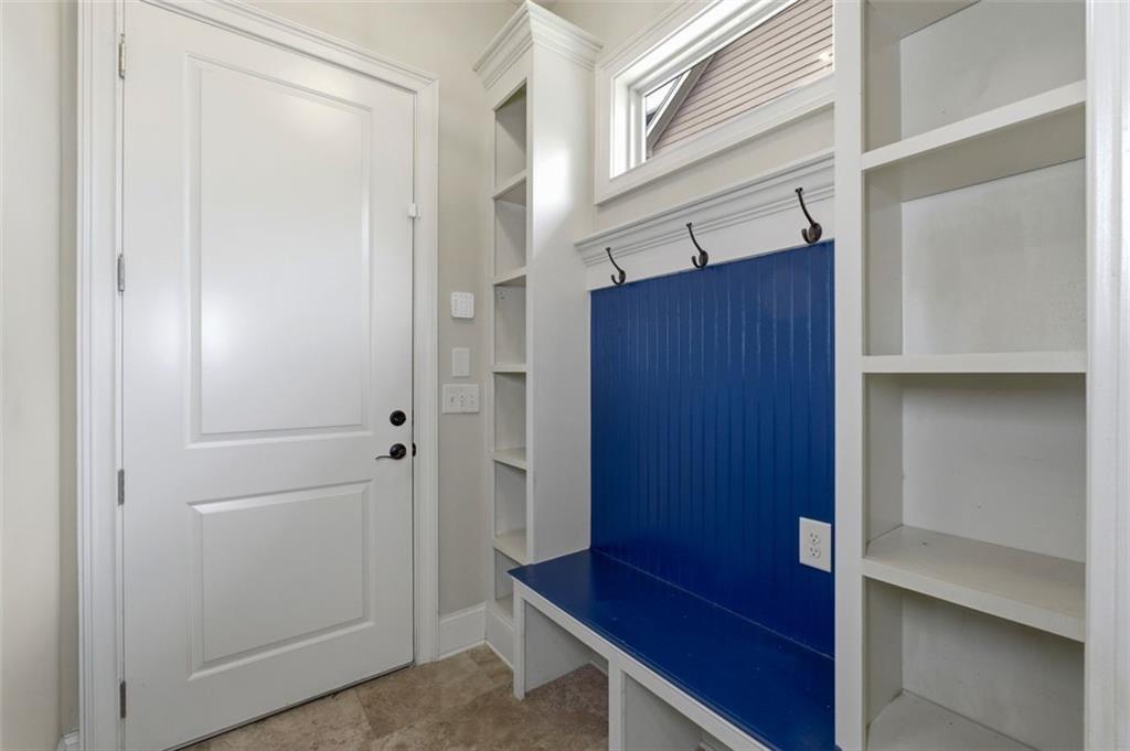 109 Laurel Canyon Trail