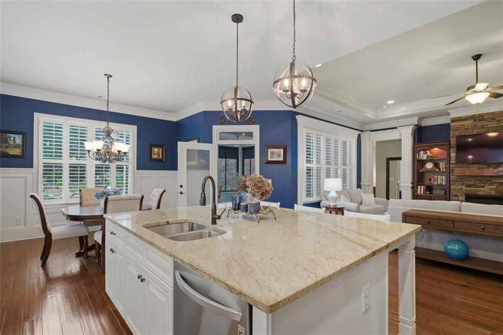 109 Laurel Canyon Trail