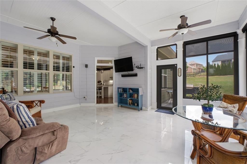 109 Laurel Canyon Trail