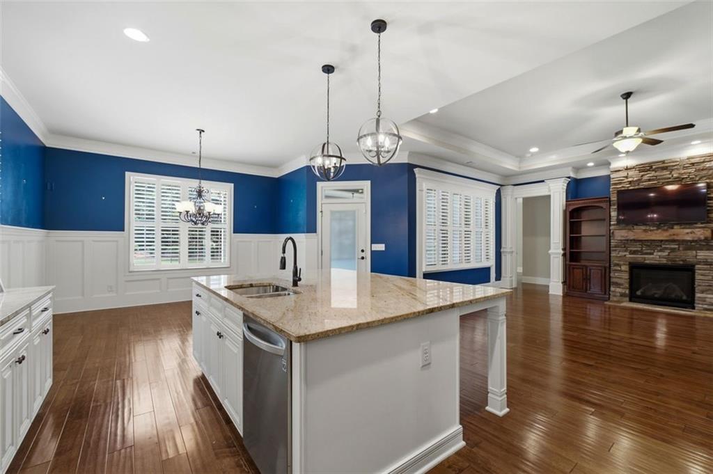 109 Laurel Canyon Trail