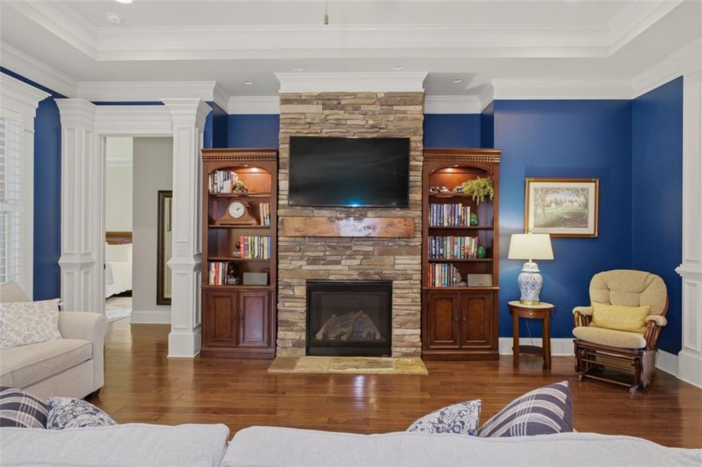 109 Laurel Canyon Trail