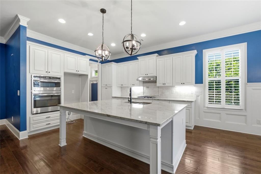 109 Laurel Canyon Trail