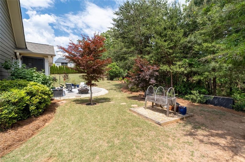 109 Laurel Canyon Trail