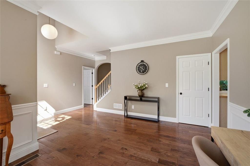 2930 New Columbia Court