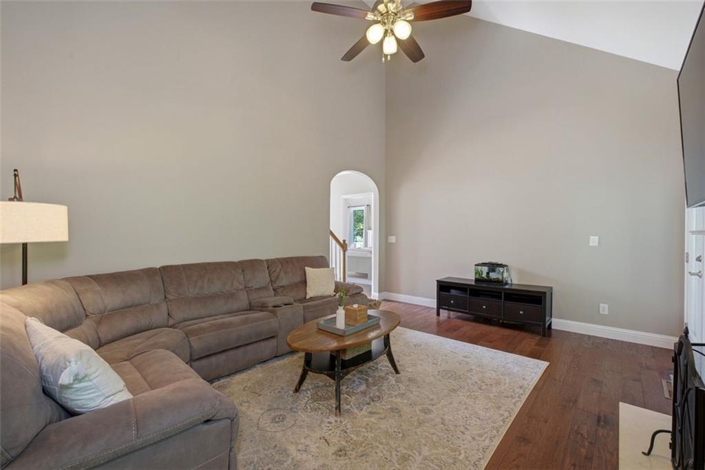 2930 New Columbia Court