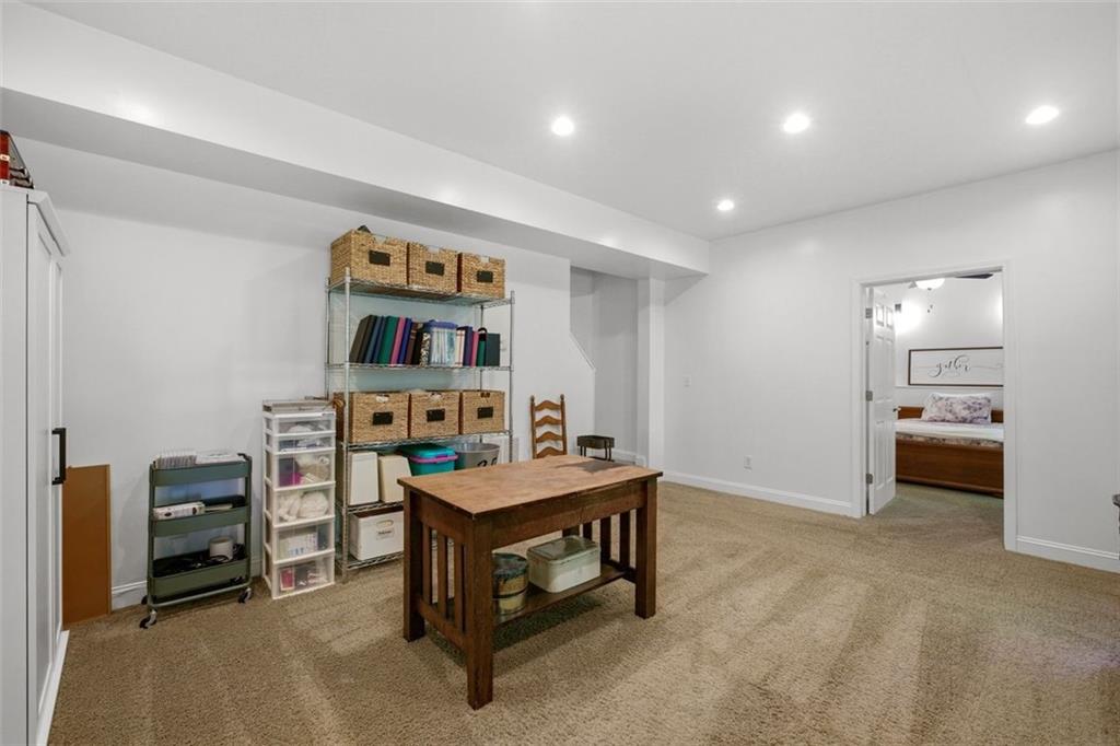 2930 New Columbia Court