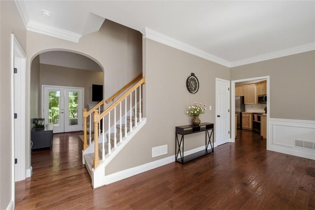 2930 New Columbia Court