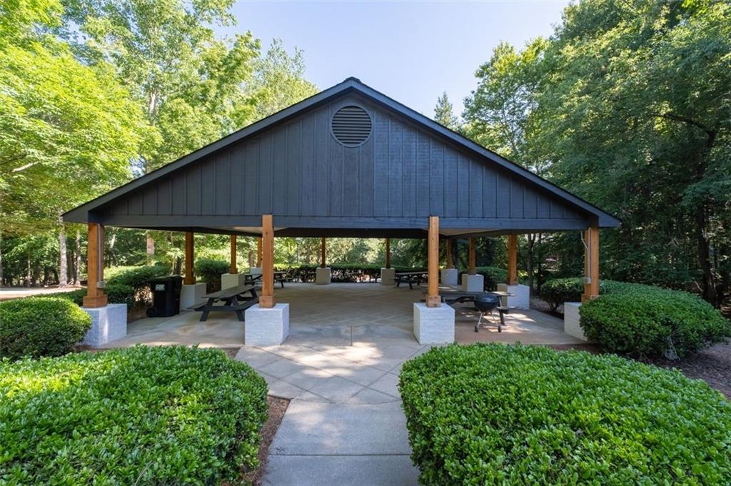 2930 New Columbia Court