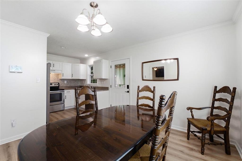 35 Thornwood Lane