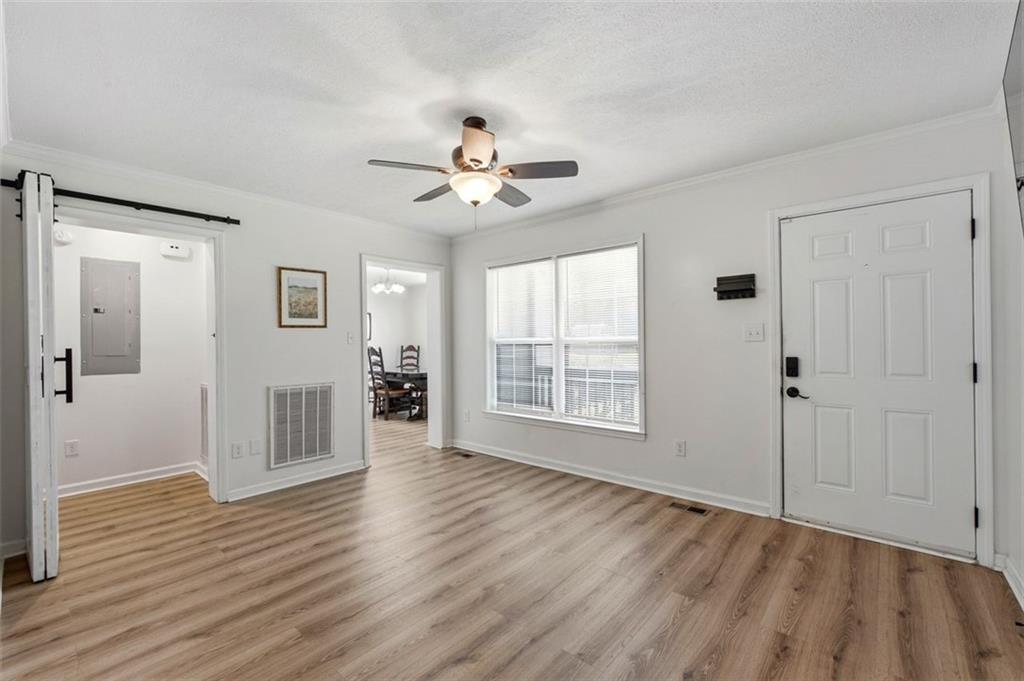 35 Thornwood Lane