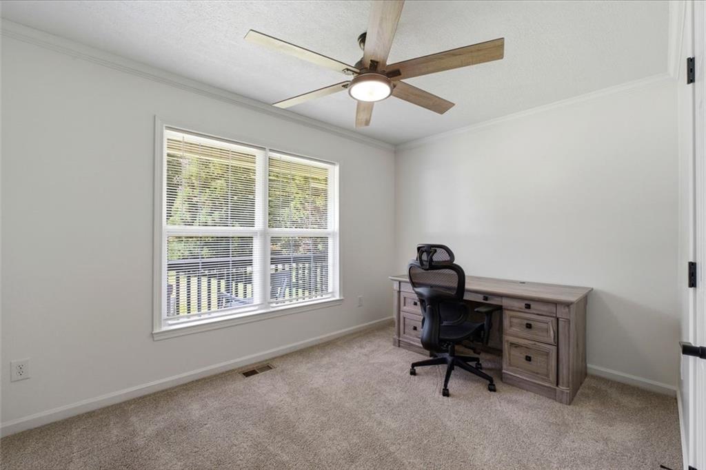 35 Thornwood Lane
