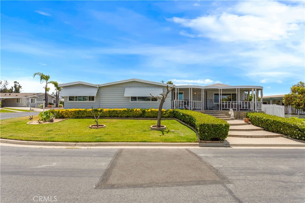 38201 Camino Cinife