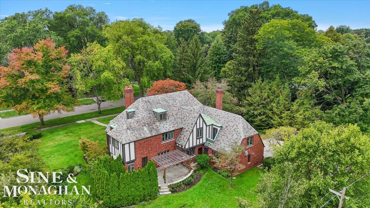 1016 Buckingham Road